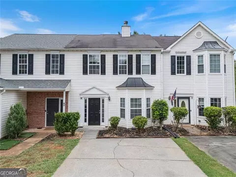 32 Hampton Dr, Cartersville, GA 30121