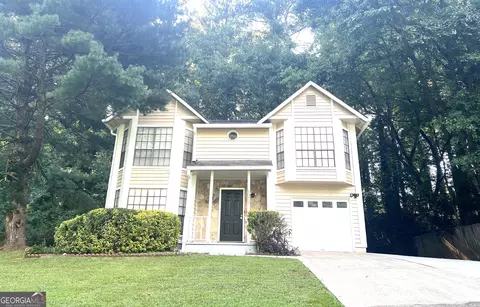 5032 N Woodbridge Trl, Stone Mountain, GA 30088