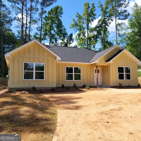 17 Laural Dr, Valley, AL 36854