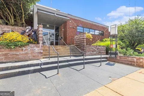 195 Arizona Ave NE #102, Atlanta, GA 30307