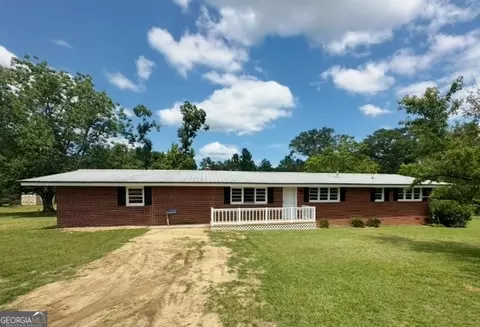 178 Advantage Ln, Swainsboro, GA 30401