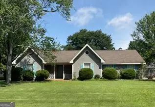 306 Sleepy Ln, Warner Robins, GA 31088
