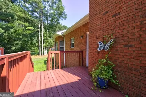 Exterior - 557 Togwatee Pass, Hampton, GA 30228 photo 3 of 3