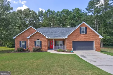 557 Togwatee Pass, Hampton, GA 30228