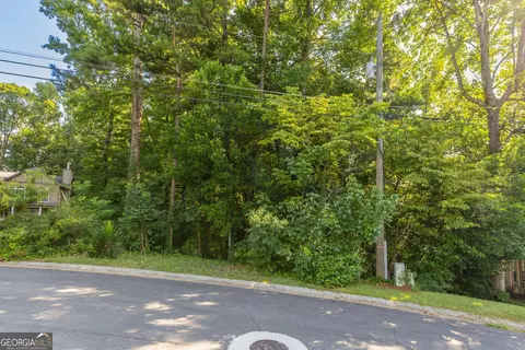 4827 Royal Dr NW, Duluth, GA 30096 photo 4