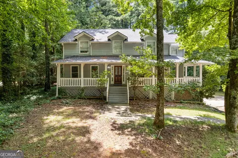 742 Mountain View Dr, Stone Mountain, GA 30083