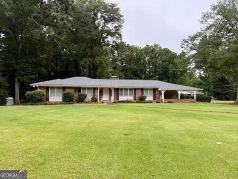 9 Ridge Dr, Hampton, GA 30228