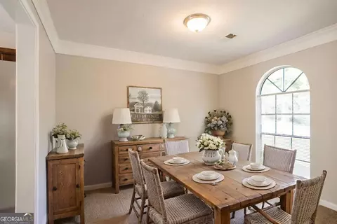 Dining - 5404 Biffle Downs Rd, Stone Mountain, GA 30088 photo 1 of 1