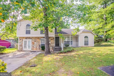 5404 Biffle Downs Rd, Stone Mountain, GA 30088