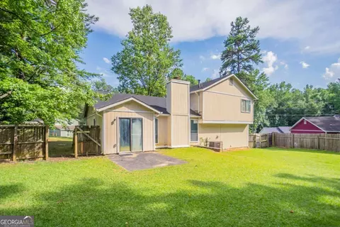 Exterior - 5404 Biffle Downs Rd, Stone Mountain, GA 30088 photo 5 of 5