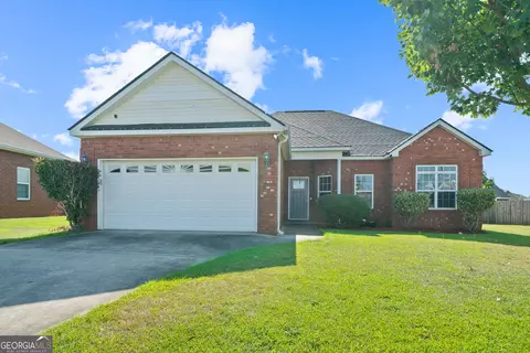102 Bellshill Ct, Warner Robins, GA 31088