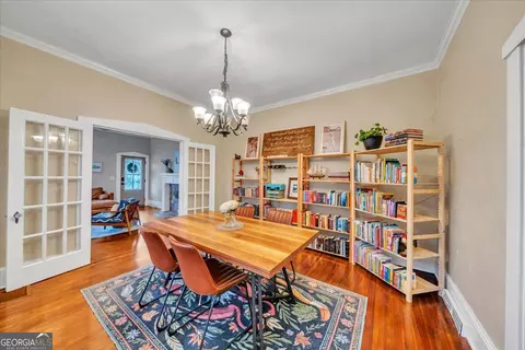 Dining - 902 Washington St, Perry, GA 31069 photo 3 of 3