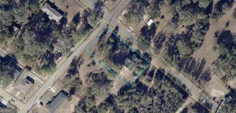 138 College Ave, Reidsville, GA 30453