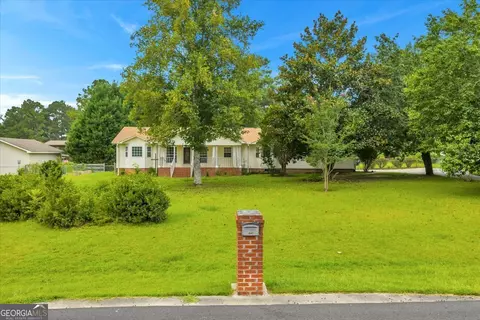 845 Tanglewood Cir, Dublin, GA 31021