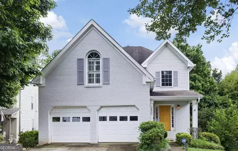 2809 Ashwood Pl, Decatur, GA 30030
