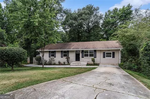 4340 Rustic Wood Ct, Stone Mountain, GA 30083