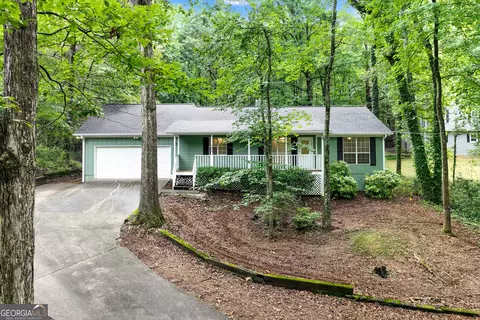 4298 Friar Tuck Ln, Buford, GA 30519