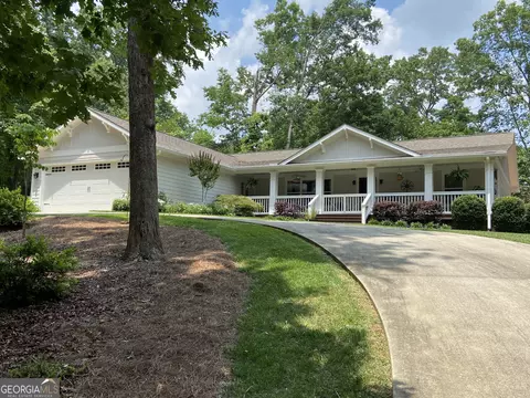 301 Mccartan Trl, Clarkesville, GA 30523