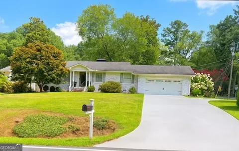 421 Mcdaniel St, Monroe, GA 30655