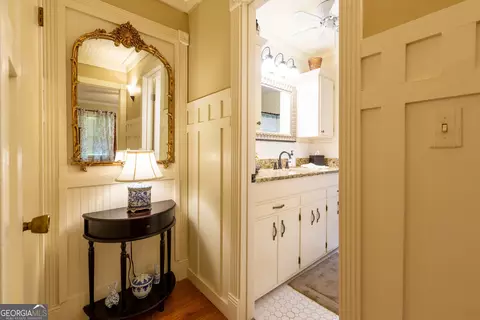 Entry Way - 421 Mcdaniel St, Monroe, GA 30655 photo 2 of 2