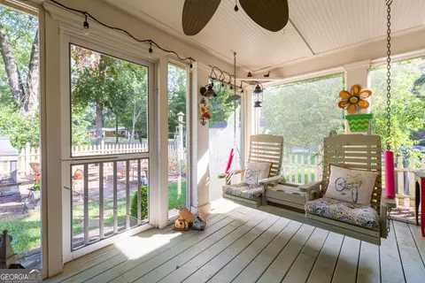 Exterior - 421 Mcdaniel St, Monroe, GA 30655 photo 3 of 5