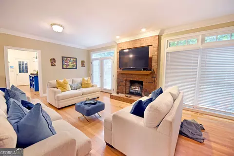 Living - 919 Deer Chase Rd, Toccoa, GA 30577 photo 1 of 4