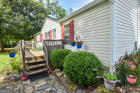 258 Mann Rd, Barnesville, GA 30204 photo 4