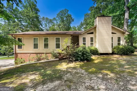 6650 Valley Hill Dr SW, Mableton, GA 30126