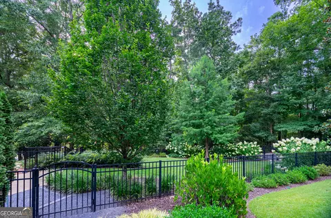 Exterior - 100 Lakeshore Pointe Pointe, Lagrange, GA 30240 photo 15 of 17