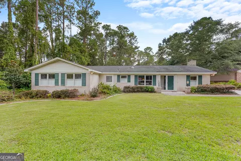 27 Forest Pines Dr, Statesboro, GA 30458