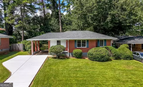 2134 Trailwood Rd, Decatur, GA 30032