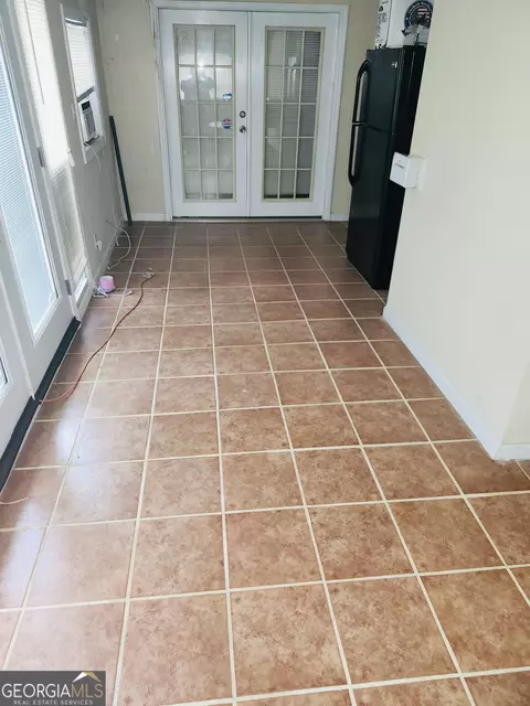 837 Forest Path, Stone Mountain, GA 30088 photo 13