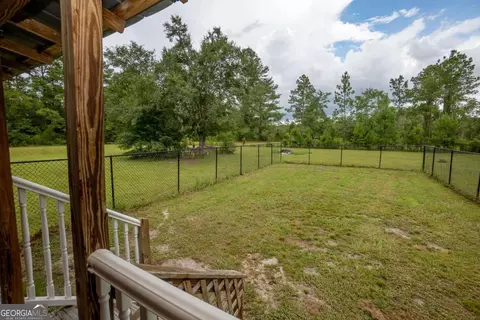 Exterior - 16192 Raybon Rd E, Nahunta, GA 31553 photo 2 of 12