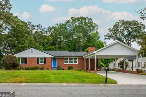 122 Hope St NW, Marietta, GA 30064