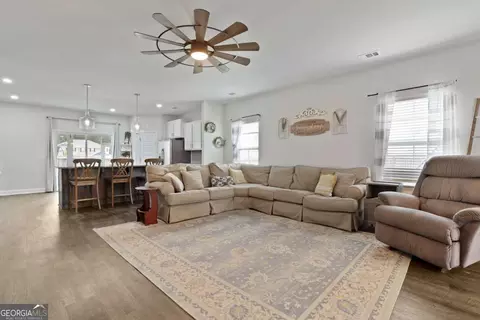 103 Beaubrook Xing, Springfield, GA 31329 photo 7