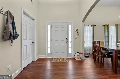 Entry Way - 101 Crestwood Ct, Hampton, GA 30228 photo 2 of 5
