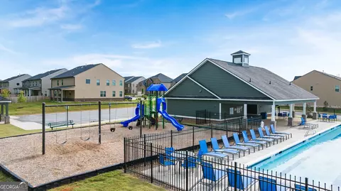 Exterior - 1805 Quaker St, Hampton, GA 30228 photo 11 of 11