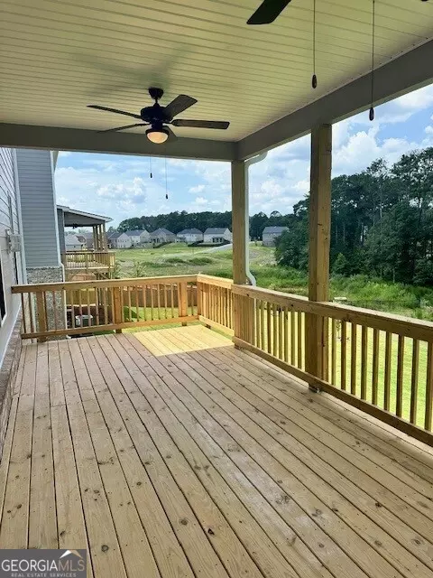 Exterior - 1805 Quaker St, Hampton, GA 30228 photo 2 of 11