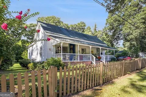 145 E Camp St, Moreland, GA 30259