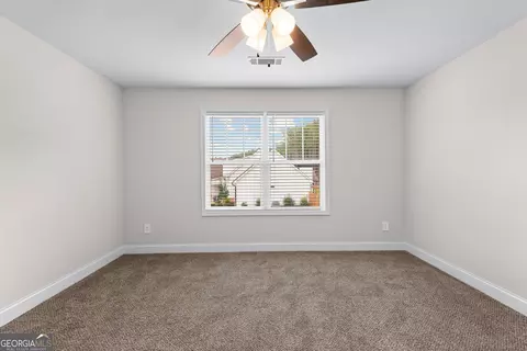 Bedroom - 84 Maple Ln, Williamson, GA 30292 photo 4 of 10