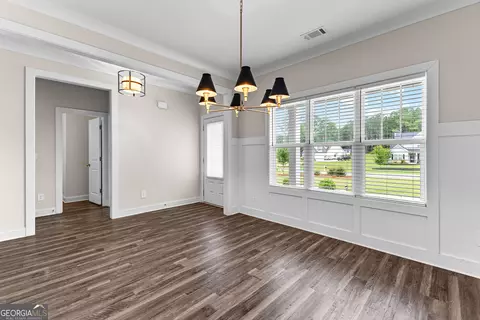 Dining - 84 Maple Ln, Williamson, GA 30292 photo 4 of 4