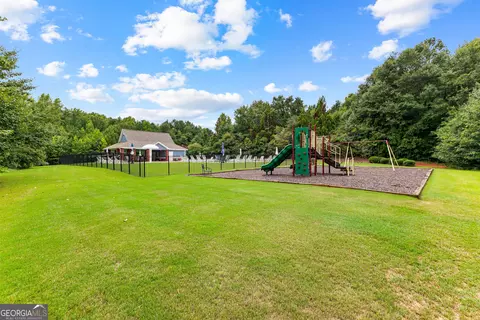 View/Area - 84 Maple Ln, Williamson, GA 30292 photo 4 of 5