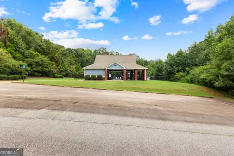 Exterior - 84 Maple Ln, Williamson, GA 30292 photo 8 of 16