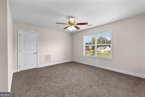 Bedroom - 84 Maple Ln, Williamson, GA 30292 photo 8 of 10