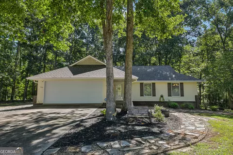 634 Knollwood Cir SE, Conyers, GA 30094