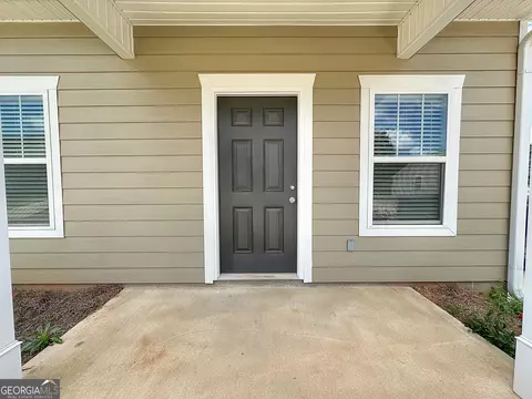 Exterior - 113 Lenox Cir, Lagrange, GA 30241 photo 3 of 7
