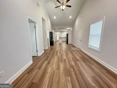 Entry Way - 113 Lenox Cir, Lagrange, GA 30241 photo 2 of 2