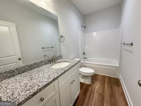 Bath - 113 Lenox Cir, Lagrange, GA 30241 photo 2 of 2