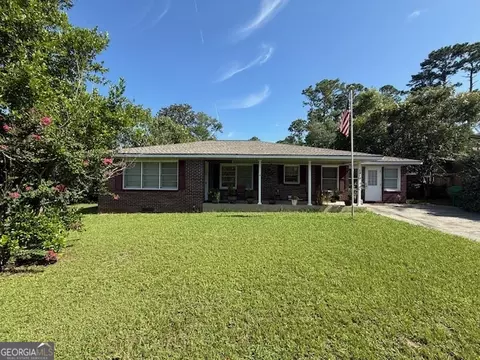 1310 Mcree Dr, Valdosta, GA 31602