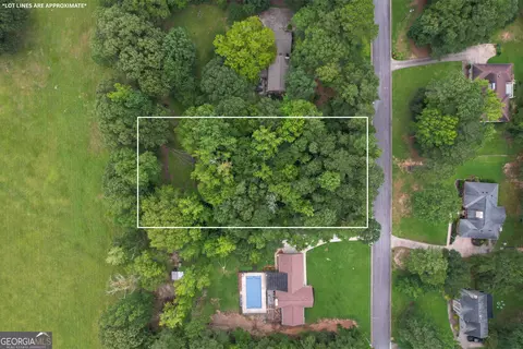 205 Mapledale Trl, Sharpsburg, GA 30277